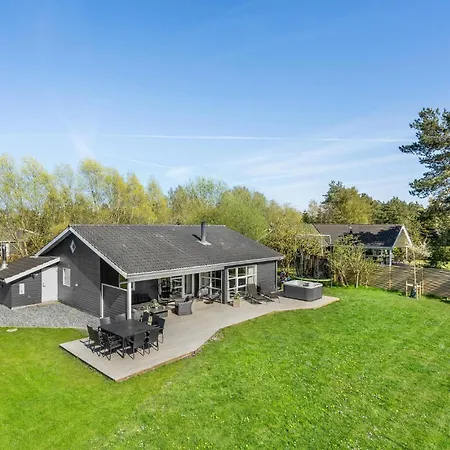 Four-bedroom In Vaggerlose